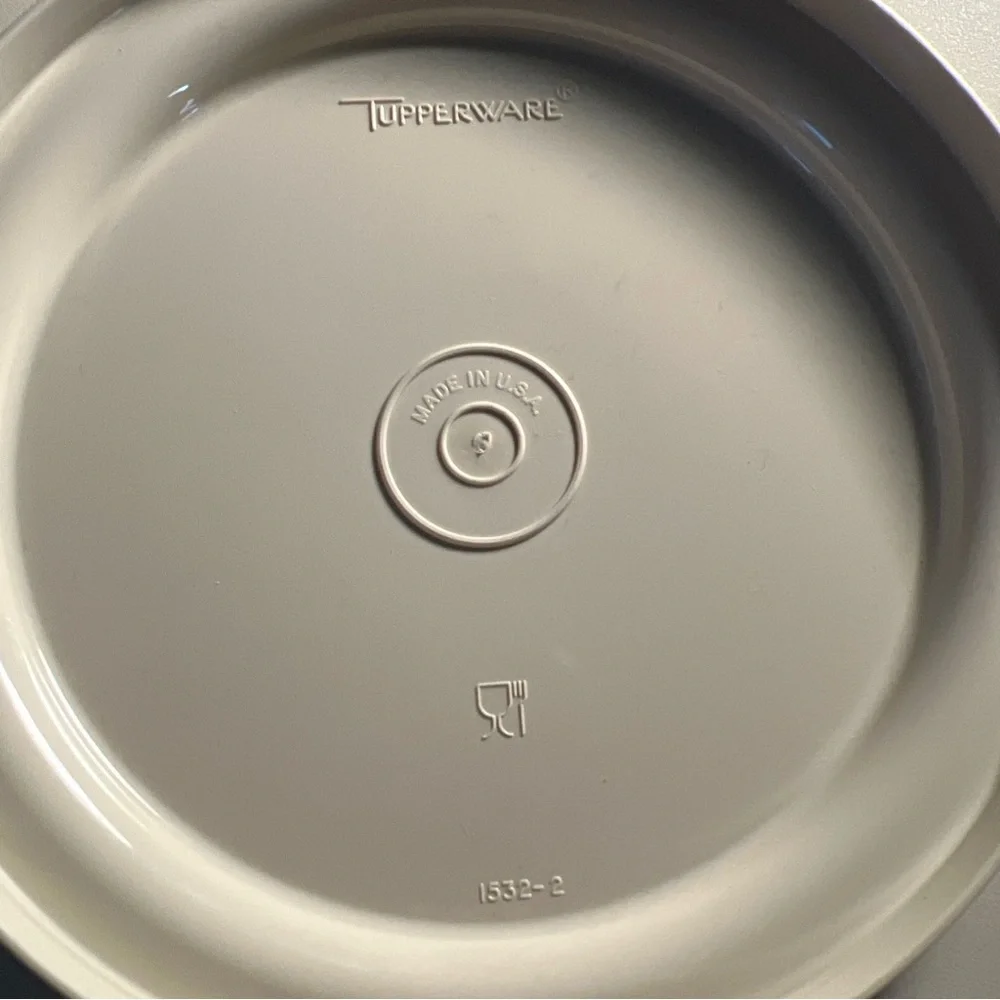 VTG Tupperware Serve It All Pie Cake Cupcake Stand Almond‎ Beige 1531 1532 1533